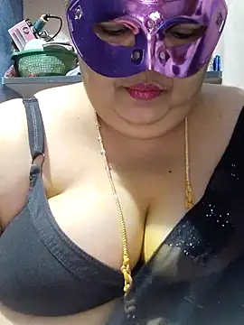 Snapshot of tamilthanushri chatting on March 14, 2026, 12:00 pm tamilthanushri online show from March 14, 2026, 12:00 pm