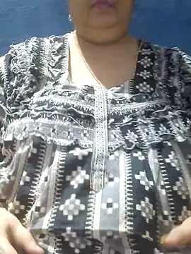 Snapshot of tamilthanushri chatting on April 4, 2026, 7:48 am tamilthanushri online show from April 4, 2026, 7:48 am