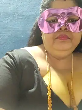 Snapshot of tamilthanushri chatting on March 8, 2026, 10:40 am tamilthanushri online show from March 8, 2026, 10:40 am