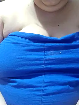 Snapshot of tamilthanushri chatting on March 23, 2026, 5:24 pm tamilthanushri online show from March 23, 2026, 5:24 pm