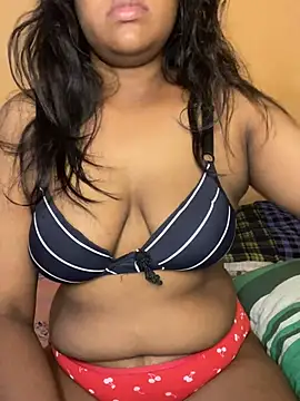 Nethmi156 online show from May 27, 2026, 5:59 am