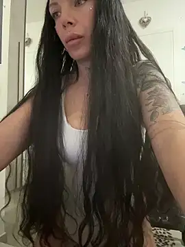 cicciolina online show from April 13, 2026, 11:58 am