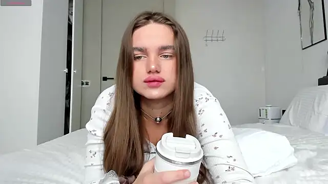 Snapshot of aesthetics__tease chatting on March 17, 2025, 1:57 am aesthetics tease online show from March 17, 2025, 1:57 am