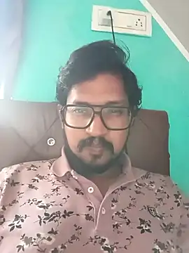 Snapshot of gym_lover076 chatting on October 13, 2025, 10:17 am gym lover076 online show from October 13, 2025, 10:17 am