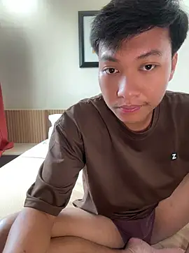 ShenaMaeHorny online show from May 13, 2026, 5:47 am