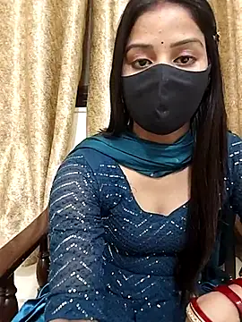 Snapshot of Hotty-anushka chatting on March 3, 2025, 5:31 pm Hotty-anushka online show from March 3, 2025, 5:31 pm