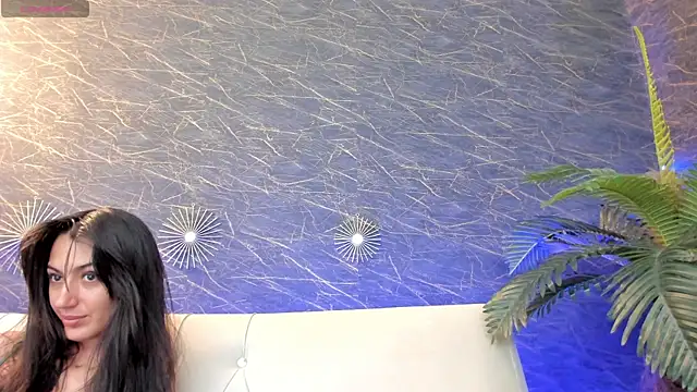 moona ray online show from June 29, 2026, 7:35 pm
