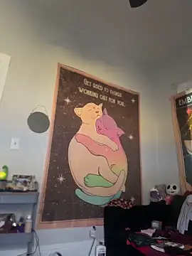 loveluna8 online show from February 14, 2026, 3:23 pm