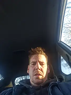 Snapshot of Titanhoott chatting on November 22, 2025, 8:57 am Titanhoott online show from November 22, 2025, 8:57 am