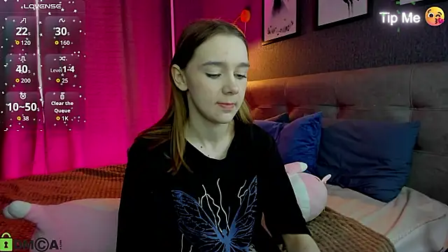 Snapshot of Lesi_Moonie01 chatting on March 1, 2026, 9:20 am Lesi Moonie01 online show from March 1, 2026, 9:20 am