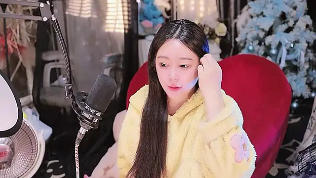 Snapshot of Missy_Nana21 chatting on November 8, 2025, 4:21 pm Missy Nana21 online show from November 8, 2025, 4:21 pm