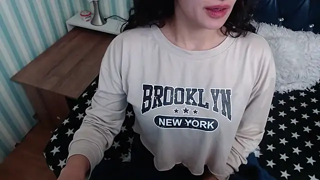 Scarlett Keaton online show from November 15, 2025, 6:06 am