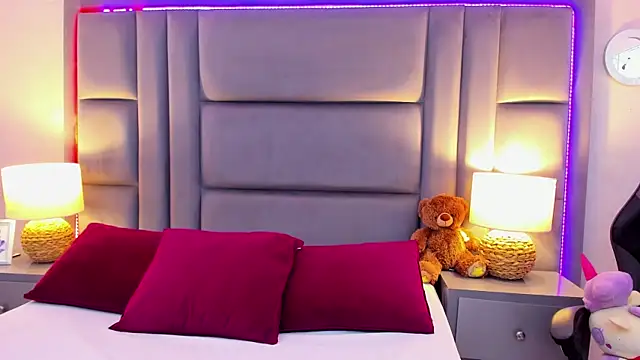 Snapshot of AmbarSantany chatting on September 9, 2025, 1:09 pm AmbarSantany online show from September 9, 2025, 1:09 pm