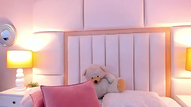 Snapshot of AmbarSantany chatting on March 11, 2025, 11:58 pm AmbarSantany online show from March 11, 2025, 11:58 pm