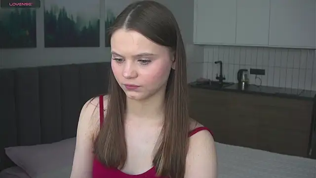 its me lissa  online show from June 3, 2026, 2:33 pm