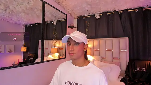 Nathan Smith  online show from November 26, 2025, 7:14 pm