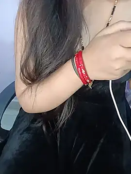 Sweetyi online show from May 25, 2026, 4:12 am