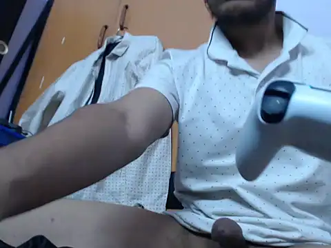 shortdickyboy online show from April 24, 2026, 11:07 pm