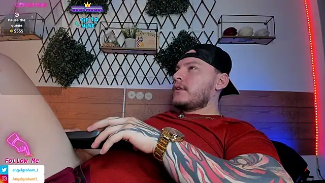 Snapshot of Angelgraham_1 chatting on January 7, 2026, 5:07 pm Angelgraham 1 online show from January 7, 2026, 5:07 pm