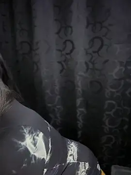 iam ali1 online show from November 30, 2025, 4:24 am