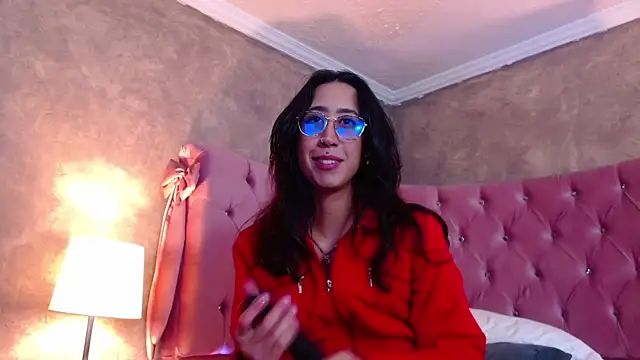 Snapshot of GabyPetit chatting on March 18, 2025, 2:51 am GabyPetit online show from March 18, 2025, 2:51 am