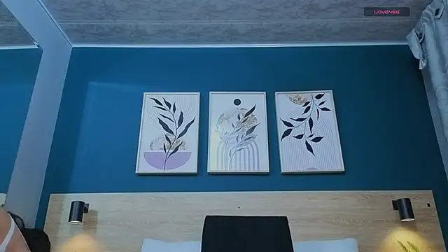 Snapshot of GabyPetit chatting on September 11, 2025, 8:20 pm GabyPetit online show from September 11, 2025, 8:20 pm