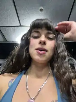 VioletaSubmissive online show from January 8, 2026, 8:04 pm