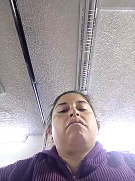 Snapshot of yajahil chatting on September 30, 2025, 9:43 pm yajahil online show from September 30, 2025, 9:43 pm