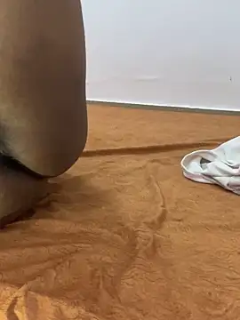 sissarahotty online show from February 3, 2025, 2:25 am