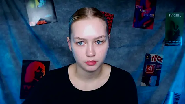 MademoiselleCl online show from October 27, 2025, 7:20 am