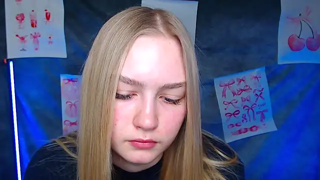 Snapshot of MademoiselleCl chatting on February 17, 2026, 7:05 am MademoiselleCl online show from February 17, 2026, 7:05 am