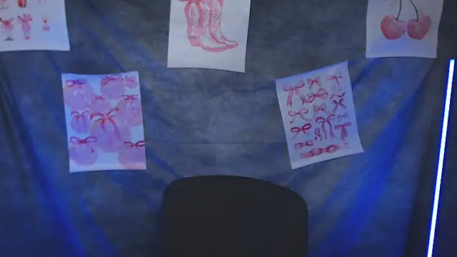 Snapshot of MademoiselleCl chatting on February 5, 2026, 1:29 pm MademoiselleCl online show from February 5, 2026, 1:29 pm