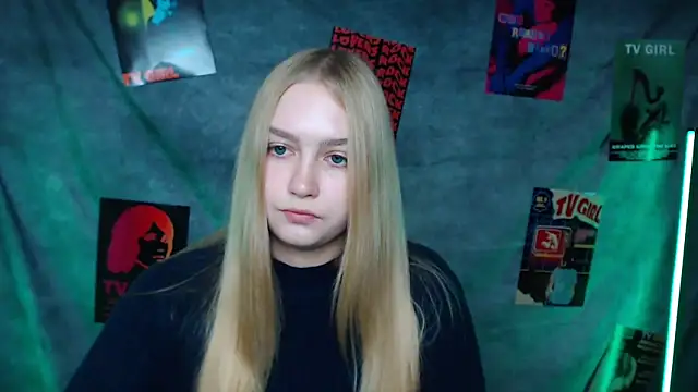 MademoiselleCl online show from November 8, 2025, 10:08 am