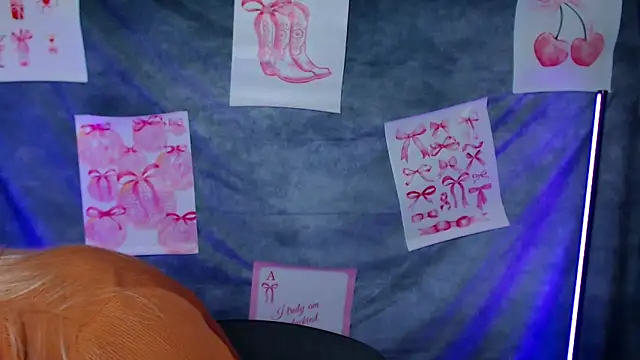 Snapshot of MademoiselleCl chatting on February 8, 2026, 1:09 pm MademoiselleCl online show from February 8, 2026, 1:09 pm