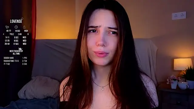 GillianDowdey online show from October 10, 2025, 3:07 am