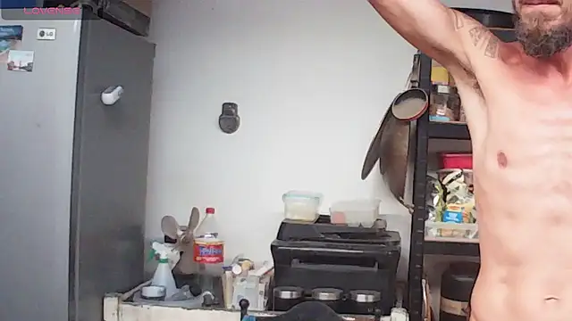 Snapshot of hornyhippies0080 chatting on March 3, 2026, 2:13 pm hornyhippies0080 online show from March 3, 2026, 2:13 pm