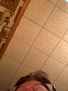 Tonybaloney1972 online show from September 18, 2025, 8:56 pm