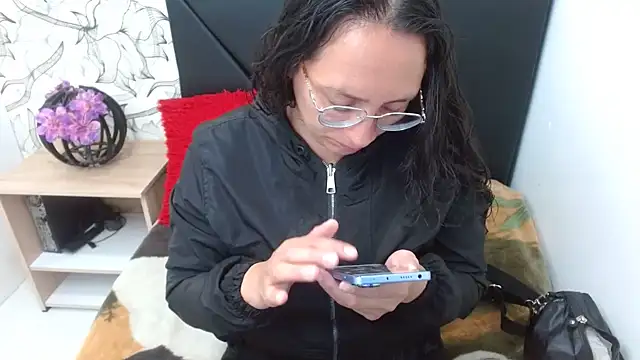 sarax ximena online show from July 24, 2026, 4:03 pm
