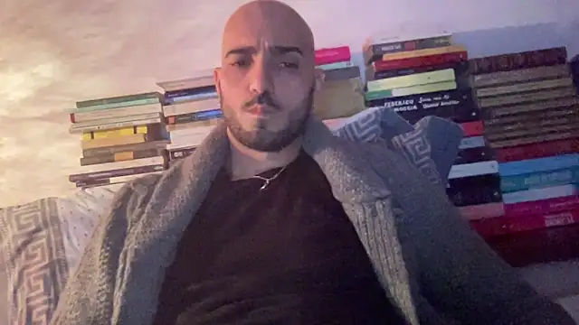 alessandromori91 online show from March 23, 2026, 8:52 pm