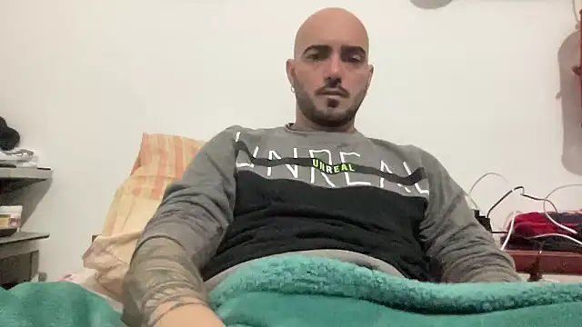 Snapshot of alessandromori91 chatting on January 18, 2026, 8:34 pm alessandromori91 online show from January 18, 2026, 8:34 pm