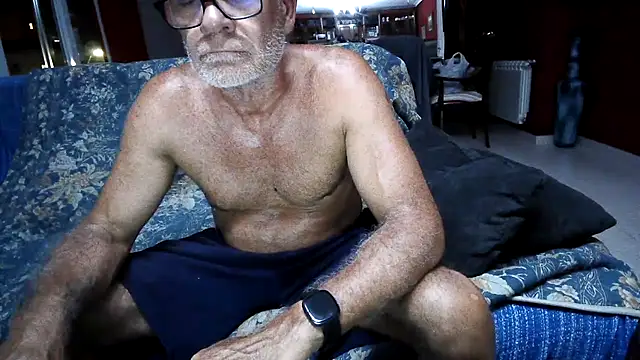 maduroguapo online show from June 17, 2026, 8:52 pm