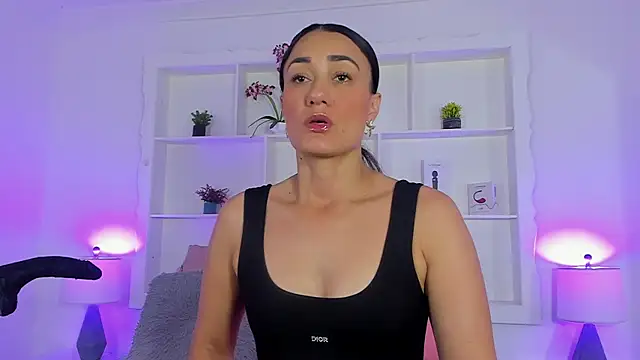 Snapshot of Jenifer_Diaz chatting on April 22, 2026, 12:45 pm Jenifer Diaz online show from April 22, 2026, 12:45 pm