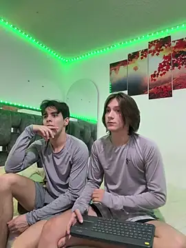 Alex and Fabian online show from March 15, 2026, 3:35 am