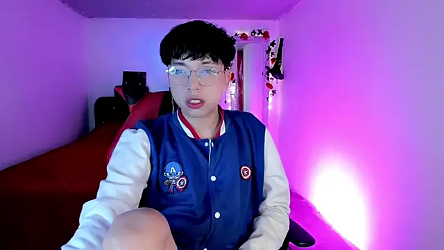 Snapshot of AnggelONfiree chatting on October 28, 2025, 11:36 pm AnggelONfiree online show from October 28, 2025, 11:36 pm