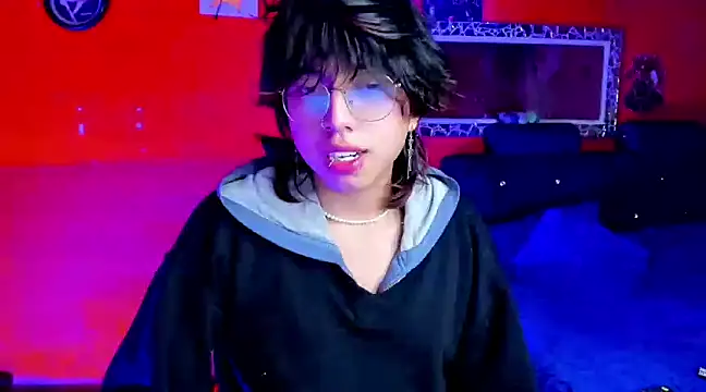 Snapshot of AnggelONfiree chatting on February 4, 2025, 8:24 am AnggelONfiree online show from February 4, 2025, 8:24 am