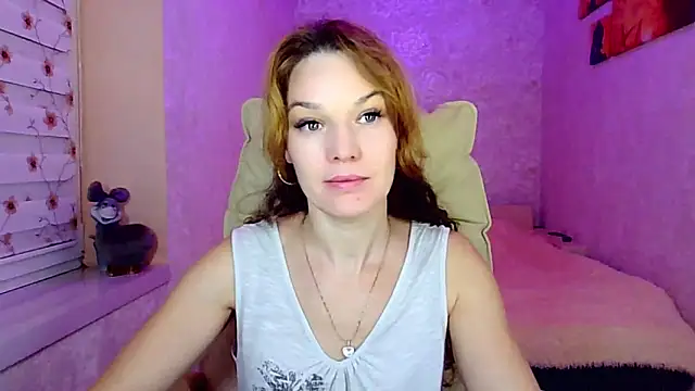 Snapshot of impossibleluna chatting on October 26, 2025, 5:02 pm impossibleluna online show from October 26, 2025, 5:02 pm