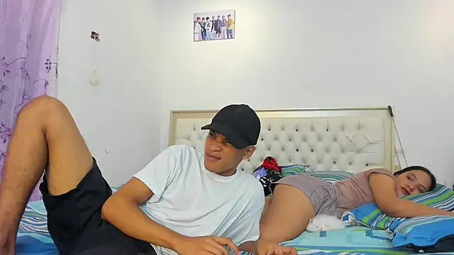 Snapshot of fenixonfire_ chatting on February 24, 2025, 11:30 pm fenixonfire online show from February 24, 2025, 11:30 pm