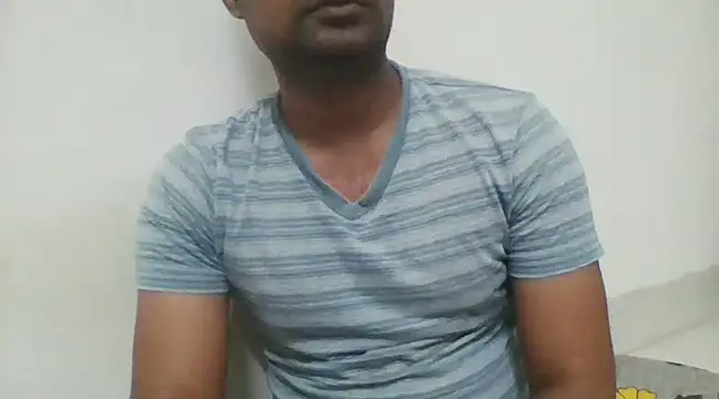 Snapshot of RKumar1994 chatting on December 4, 2024, 4:10 pm RKumar1994 online show from December 4, 2024, 4:10 pm