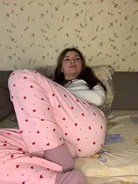 fairy365 online show from October 12, 2025, 5:42 am