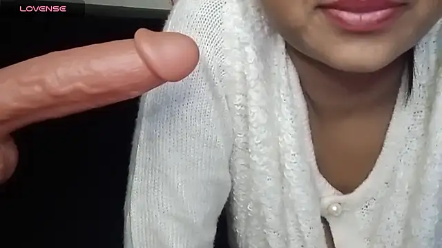 Snapshot of Sheela_oshovadi chatting on January 21, 2025, 1:21 pm Sheela oshovadi online show from January 21, 2025, 1:21 pm